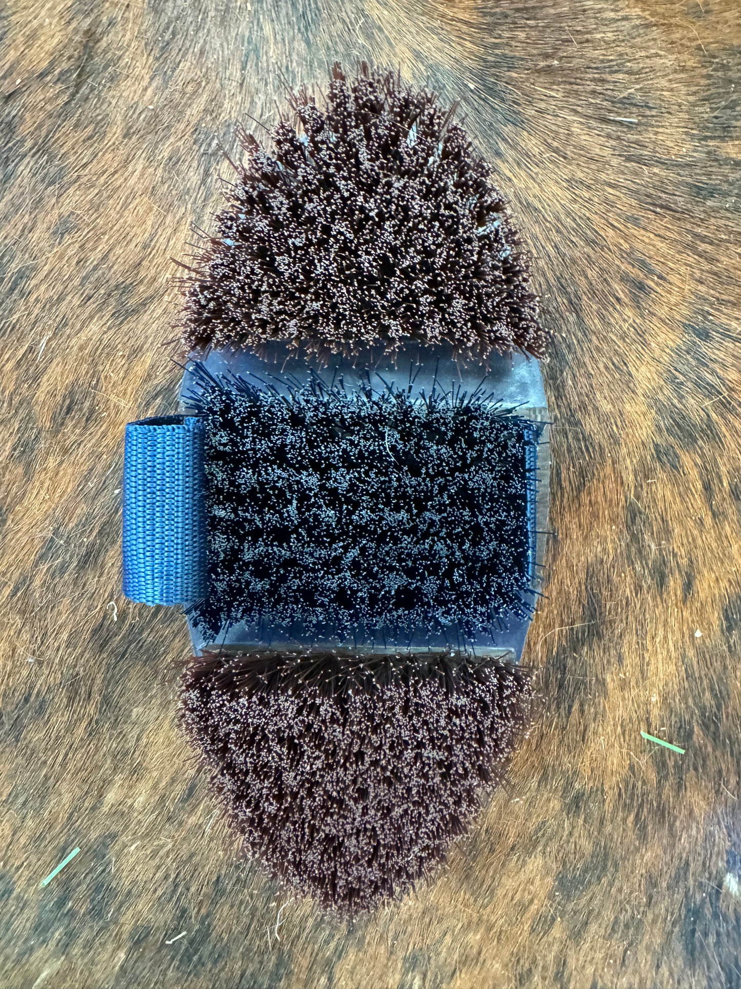 Two Tone Flexible body brush