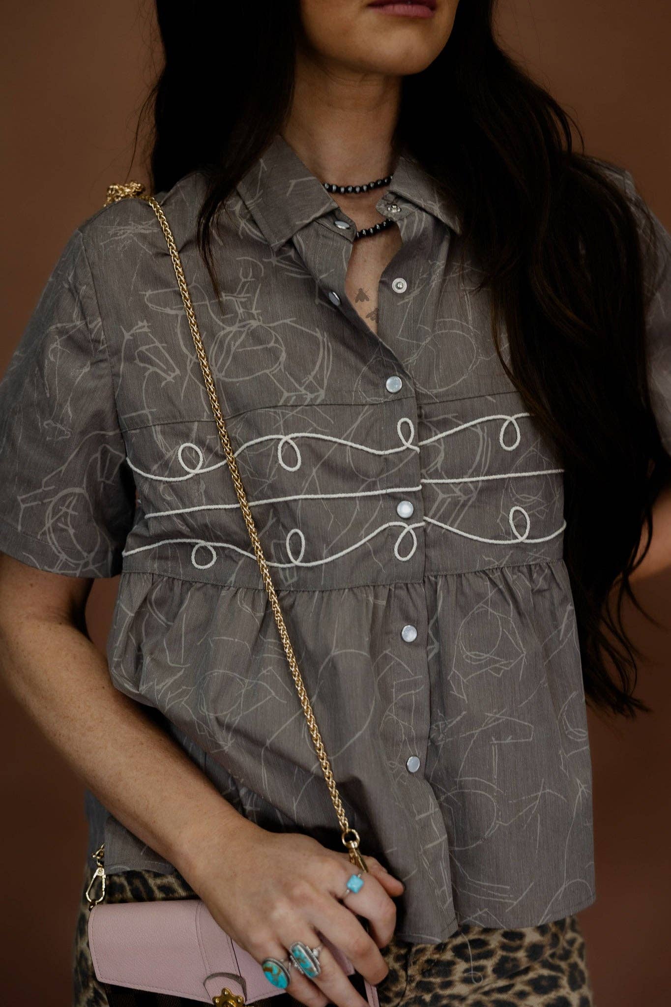 Abstract Western Sketch Print Top – Flowy Fit